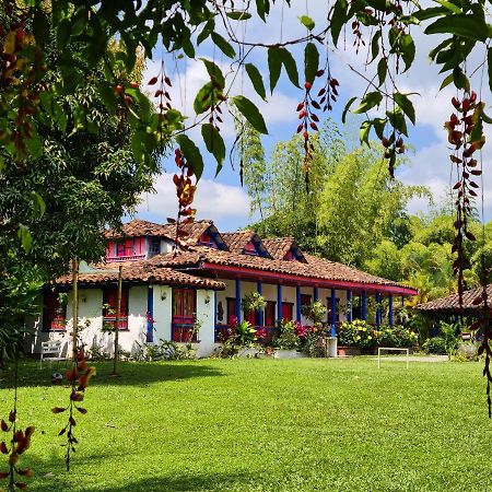 Hacienda Hotel El Percal プエブロ・タパオ エクステリア 写真