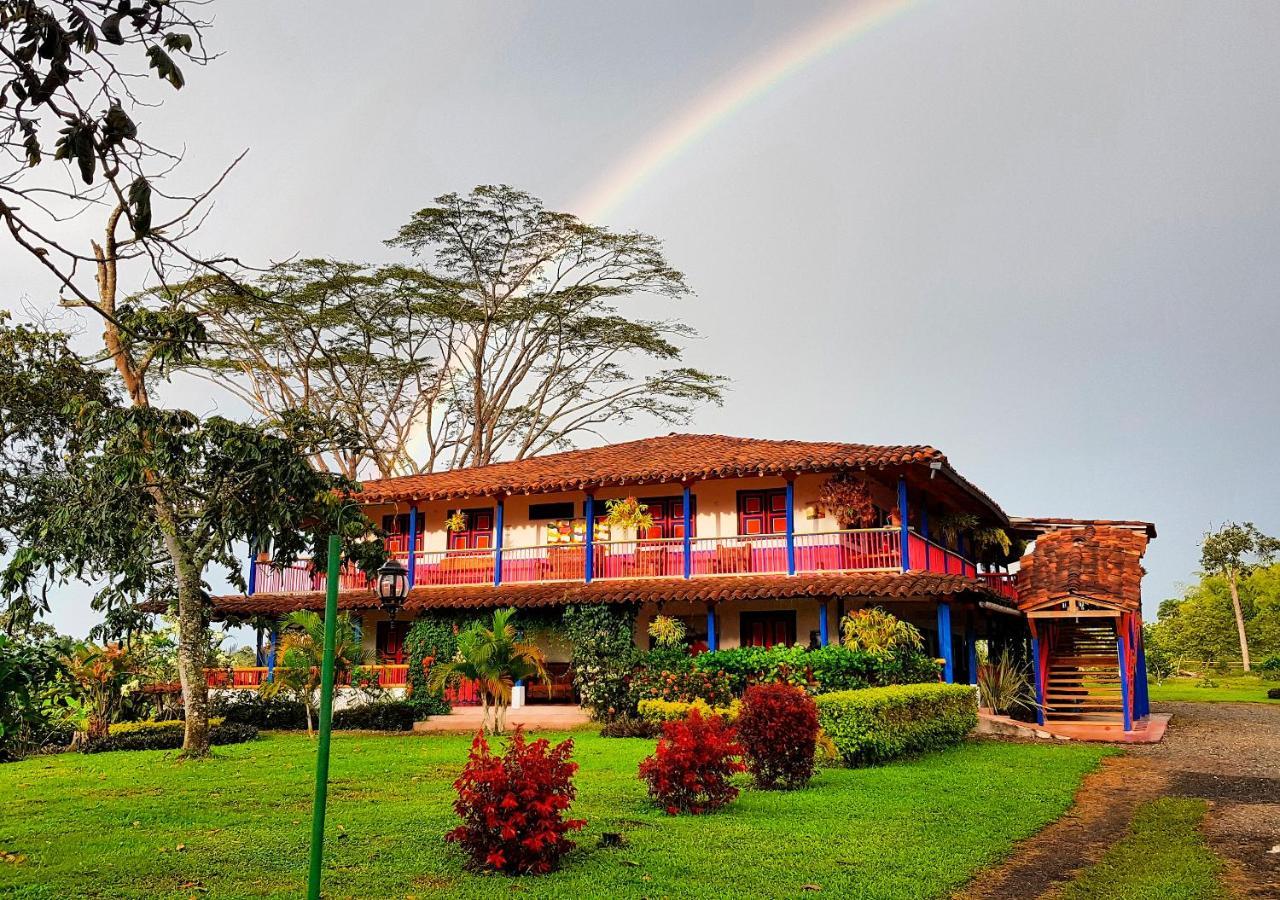 Hacienda Hotel El Percal プエブロ・タパオ エクステリア 写真