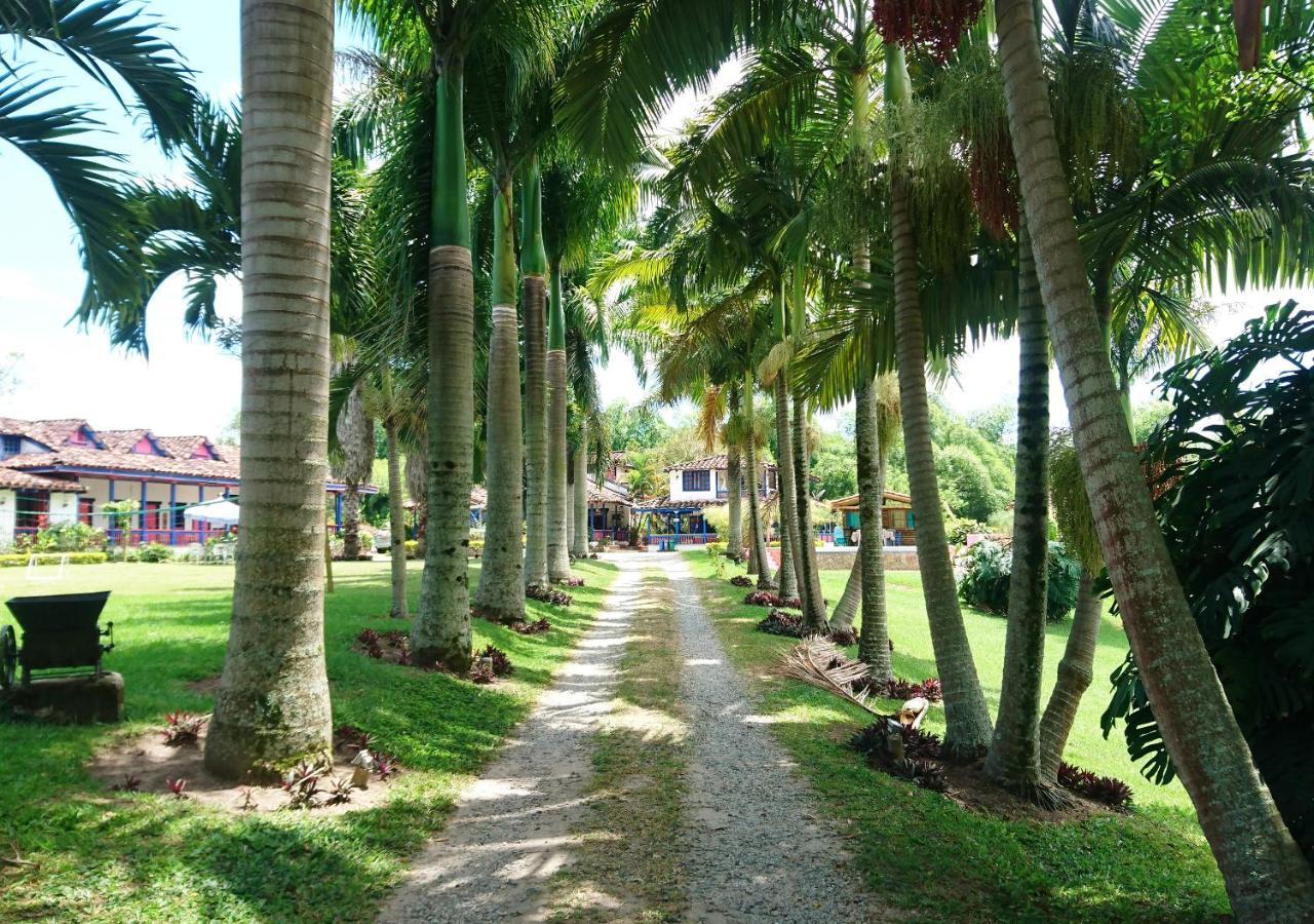 Hacienda Hotel El Percal プエブロ・タパオ エクステリア 写真